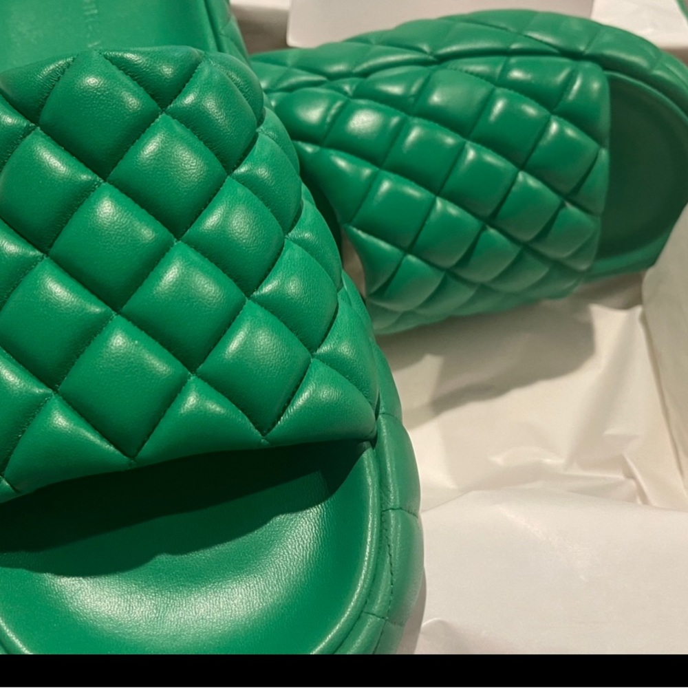 Bottega Veneta Quilted Slides